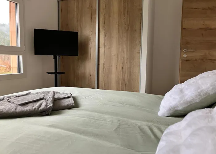 Du Thone Sejour Au Calme En Lisiere De Foret *